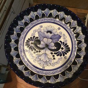Mexican Pottery plate  Hernandez Puebla Mexico Talavera